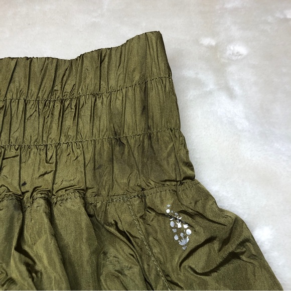 FP Movement Free People The Way Home Athletic Running Shorts Army Green Size SP - Picture 4 of 16